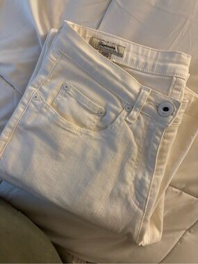 Faconnable Women’s White Jeans - Classic Straight Fit